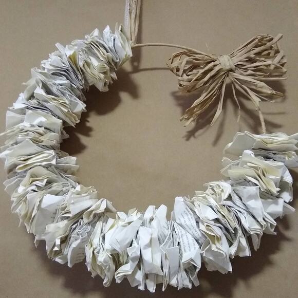 Book Page Wreath with Craft Paper Raffia and Cream Lace - Picture 5 of 5